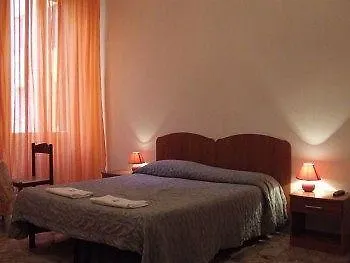 Ariosto B&B Roma Bed & Breakfast